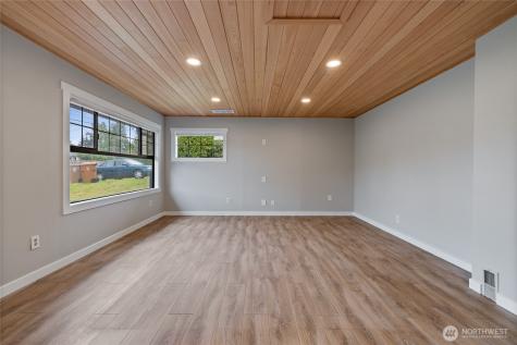 1117 N Hawthorne Street Tacoma WA 98406