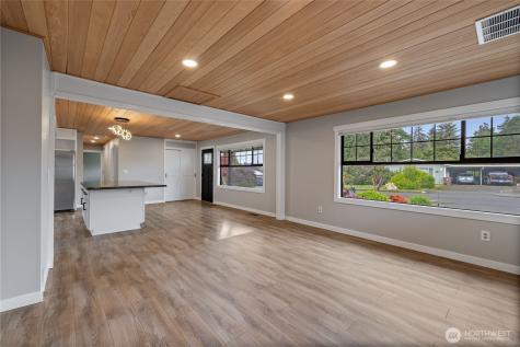 1117 N Hawthorne Street Tacoma WA 98406