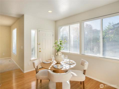1818 Beacon Court NE Tacoma WA 98422