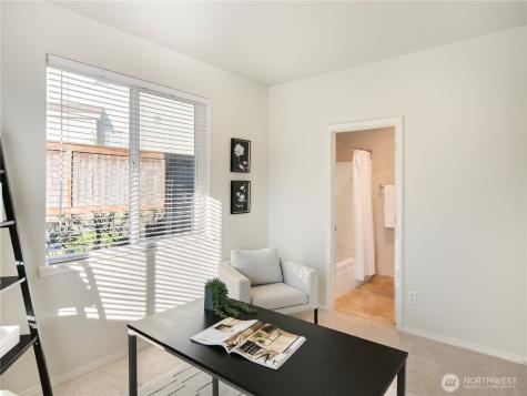 1818 Beacon Court NE Tacoma WA 98422
