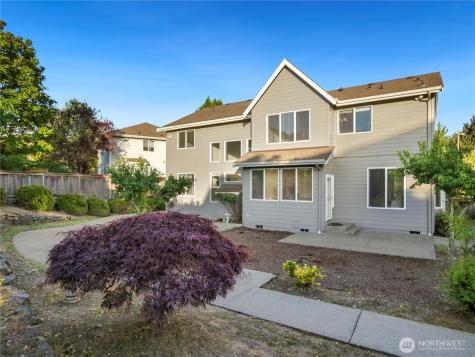 1818 Beacon Court NE Tacoma WA 98422