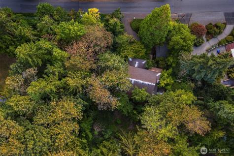 2024 80th Street SE Mercer Island WA 98040