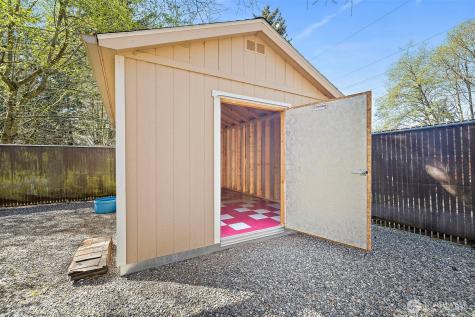 33507 43rd Avenue SW Federal Way WA 98023