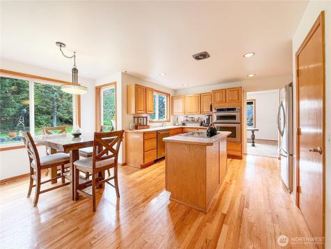22833 107th Avenue NE Arlington WA 98223