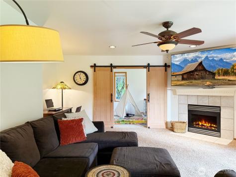 22833 107th Avenue NE Arlington WA 98223