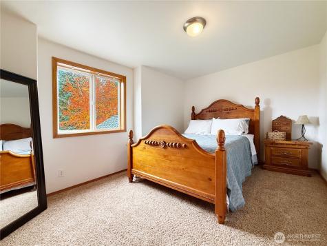 22833 107th Avenue NE Arlington WA 98223
