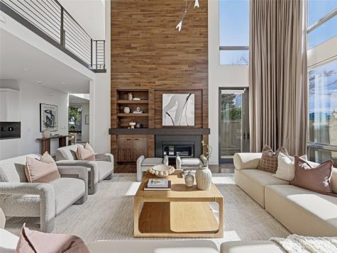 719 99th Avenue NE Bellevue WA 98004