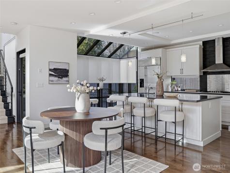 719 99th Avenue NE Bellevue WA 98004