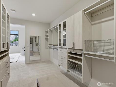 719 99th Avenue NE Bellevue WA 98004