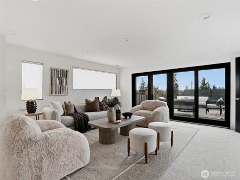 719 99th Avenue NE Bellevue WA 98004