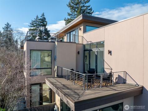 719 99th Avenue NE Bellevue WA 98004