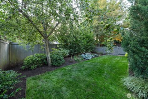 719 99th Avenue NE Bellevue WA 98004