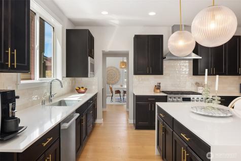 2119 NW Lynx Loop Issaquah WA 98027