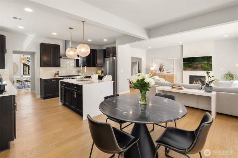 2119 NW Lynx Loop Issaquah WA 98027