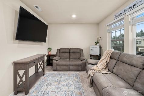 18785 Lipoma Place E Puyallup WA 98374