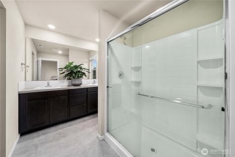 18785 Lipoma Place E Puyallup WA 98374