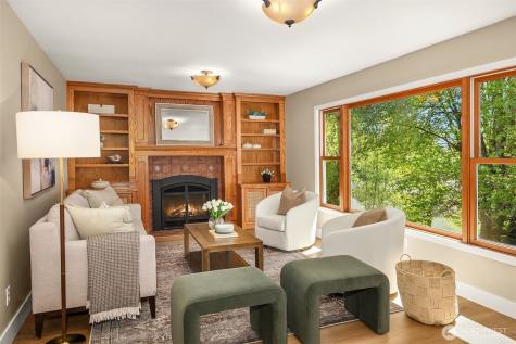 10543 158th Avenue NE Redmond WA 98052