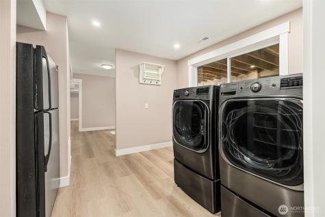 10543 158th Avenue NE Redmond WA 98052