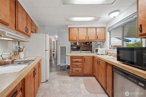 12605 E Gibson Road Everett WA 98204