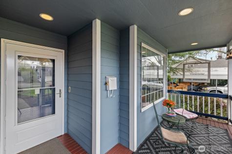 116 16th Street NW Puyallup WA 98371