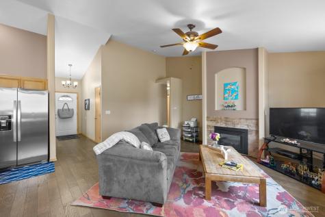 116 16th Street NW Puyallup WA 98371