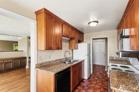 10917 80th Place NE Kirkland WA 98034