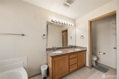 16425 39th Avenue E Tacoma WA 98446