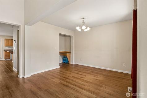 16425 39th Avenue E Tacoma WA 98446