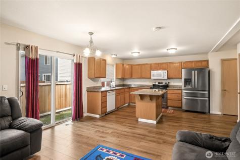 16425 39th Avenue E Tacoma WA 98446