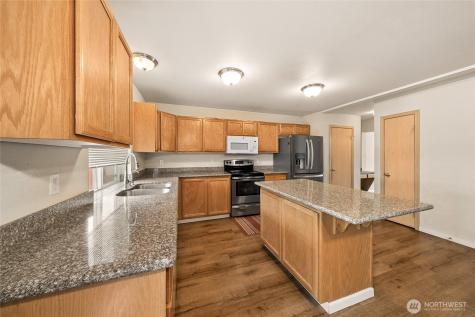 16425 39th Avenue E Tacoma WA 98446