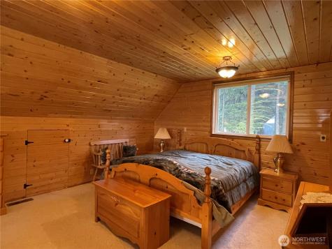 50 Doll Drive Republic WA 99166