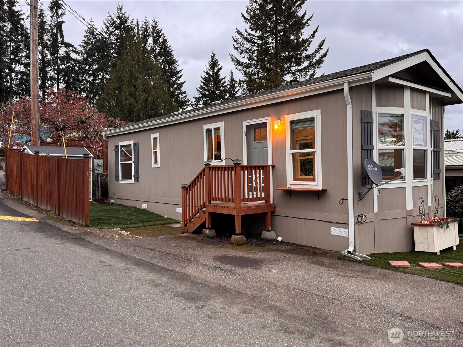 23708 Locust Way Bothell WA 98021