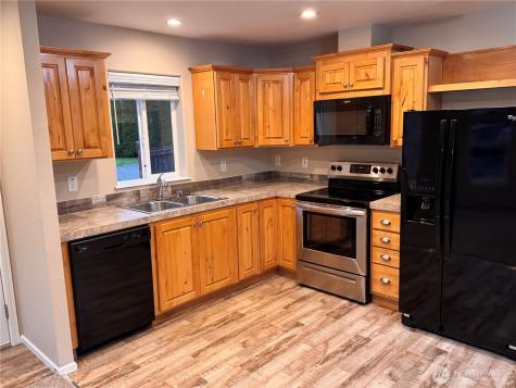 23708 Locust Way Bothell WA 98021