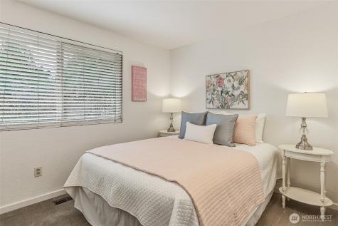 14329 43rd Avenue W Lynnwood WA 98087