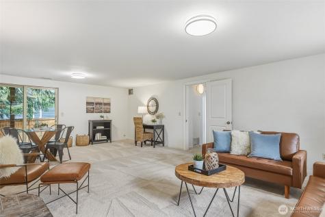 14329 43rd Avenue W Lynnwood WA 98087