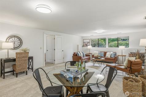 14329 43rd Avenue W Lynnwood WA 98087
