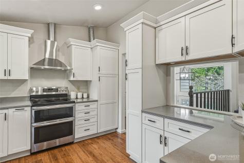 14329 43rd Avenue W Lynnwood WA 98087