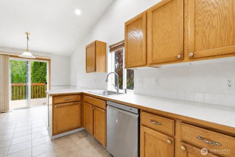 3011 12th Street Pl SW Puyallup WA 98373