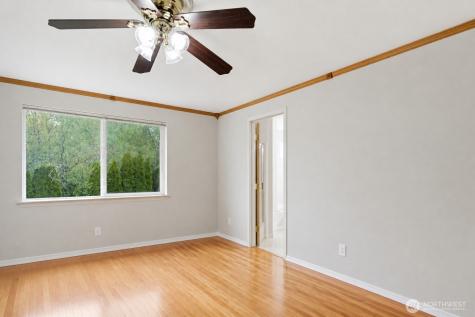 3011 12th Street Pl SW Puyallup WA 98373