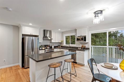 12625 169th Avenue SE Renton WA 98059
