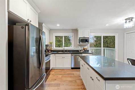 12625 169th Avenue SE Renton WA 98059