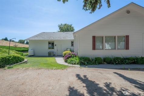3716 Knowles Road Wenatchee WA 98801