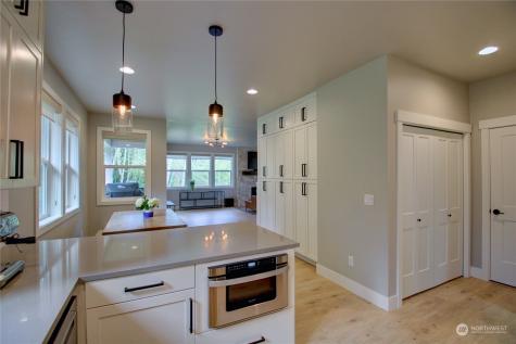 2906 Cody Avenue Bellingham WA 98225