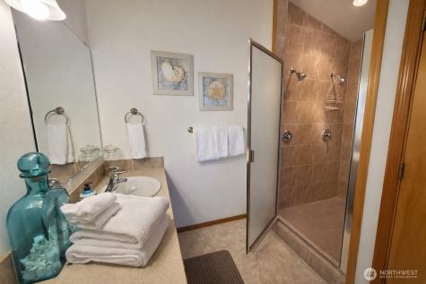 16 Ocean Boulevard Ocean City WA 98569