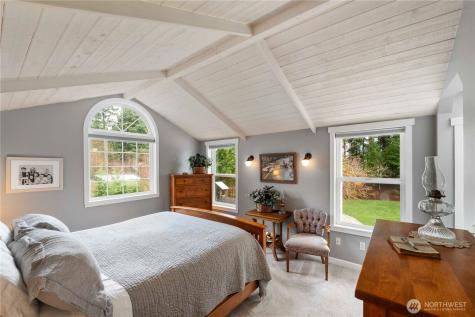 15511 133rd Avenue E Puyallup WA 98374