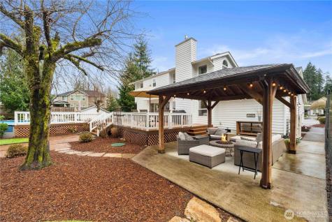 15511 133rd Avenue E Puyallup WA 98374