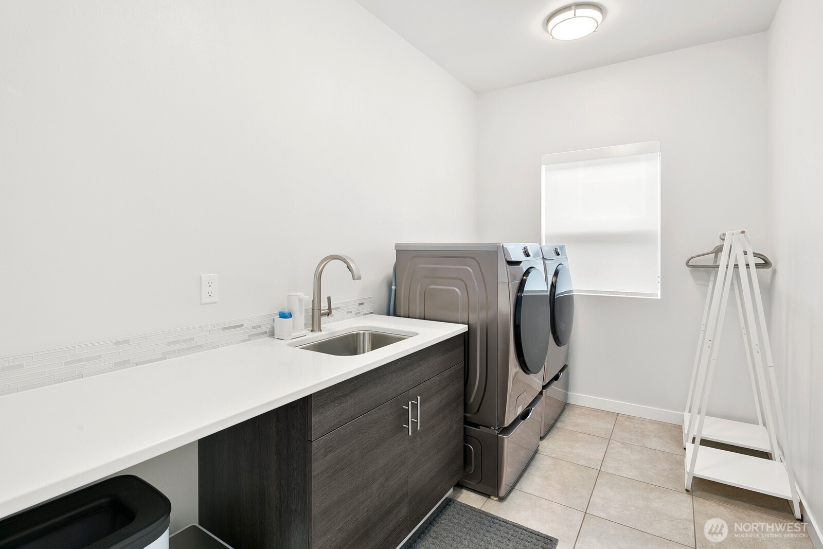 2627 SW 100th Street Seattle WA 98146