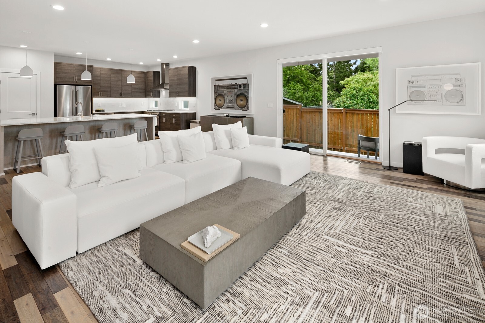 2627 SW 100th Street Seattle WA 98146