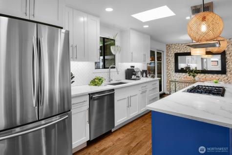 17542 10th Avenue NE Shoreline WA 98155