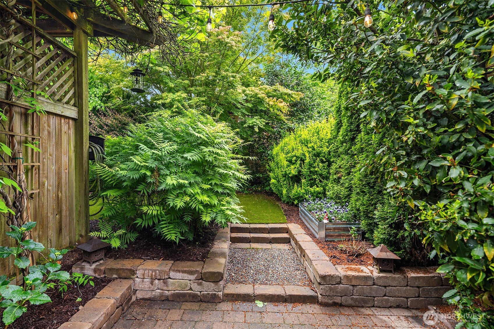 519 27th Avenue Seattle WA 98122